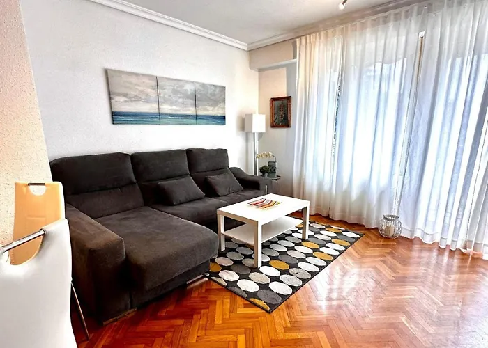 Apartamento En Pleno Centro Con Parking Incluido Atuaire Zarautz
