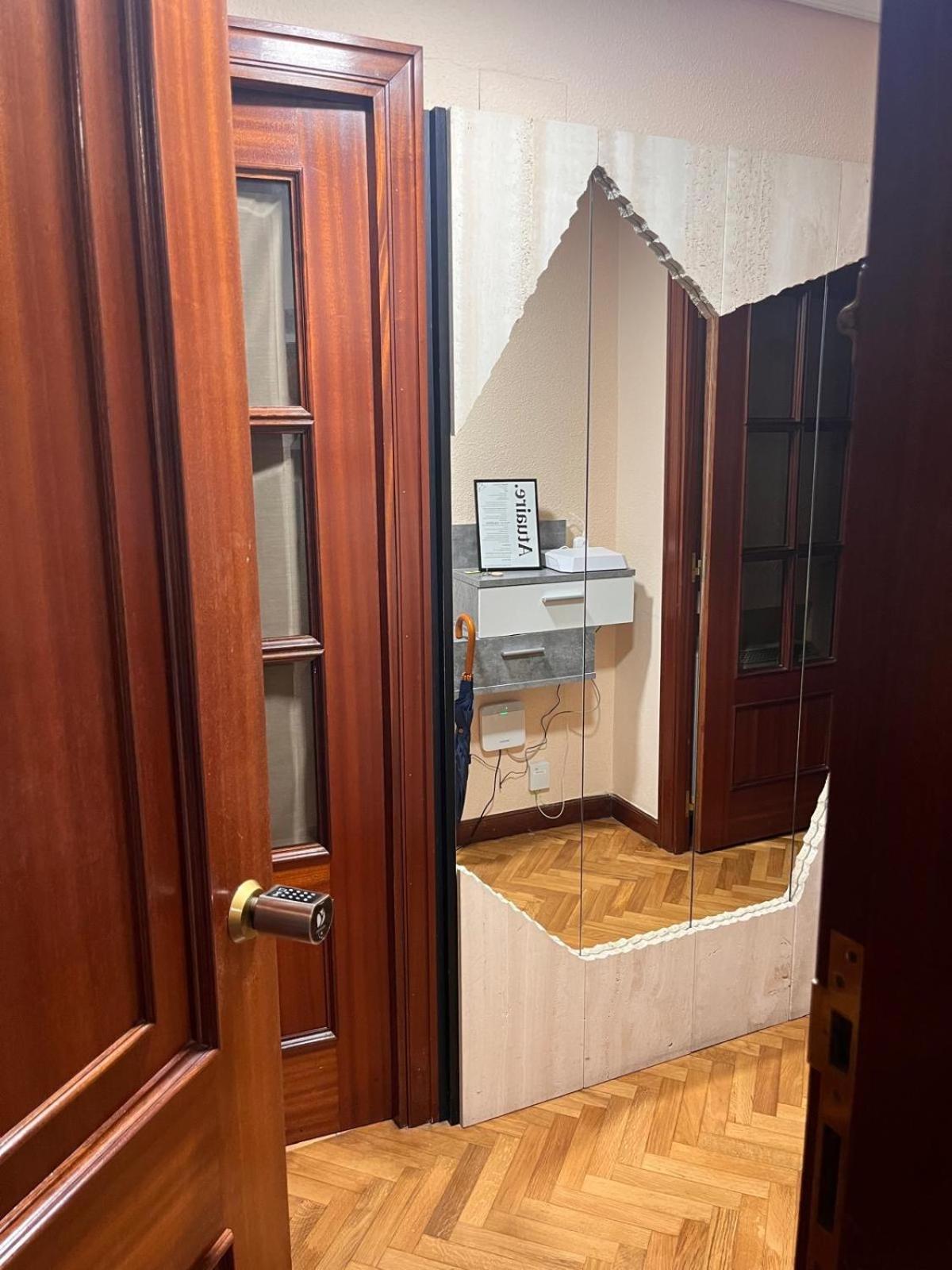 Apartment En Pleno Centro Con Parking Incluido Atuaire